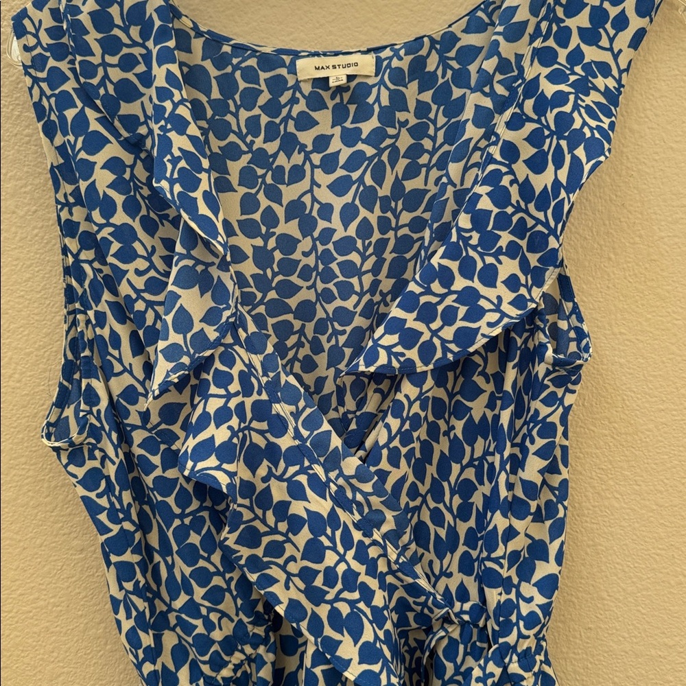 Max Studio Blue and White Ruffle Blouse - Picture 5 of 7